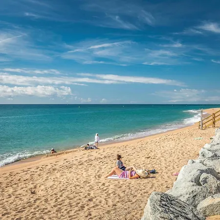 Daire 2 Bedroom Beautiful In Pineda de Mar